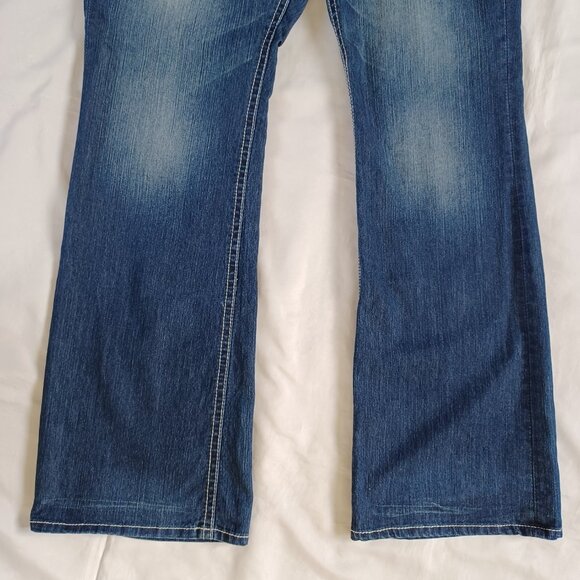 Maurices Womens Jeans Bootcut Curvy fit Dark wash Stretch Midrise Size 7/8 Long - Picture 4 of 11